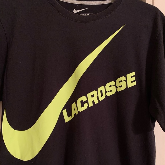 Nike T-Shirt - Picture 2 of 5